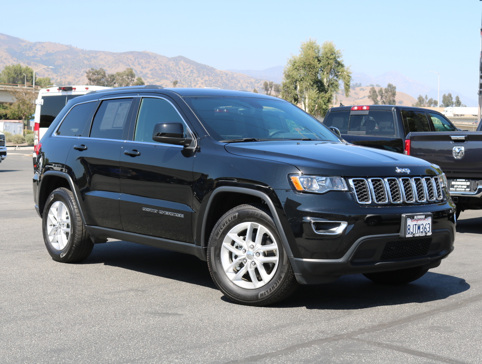 Pre-Owned 2018 Jeep Grand Cherokee Laredo E Laredo E 4x2 *Ltd Avail* in ...