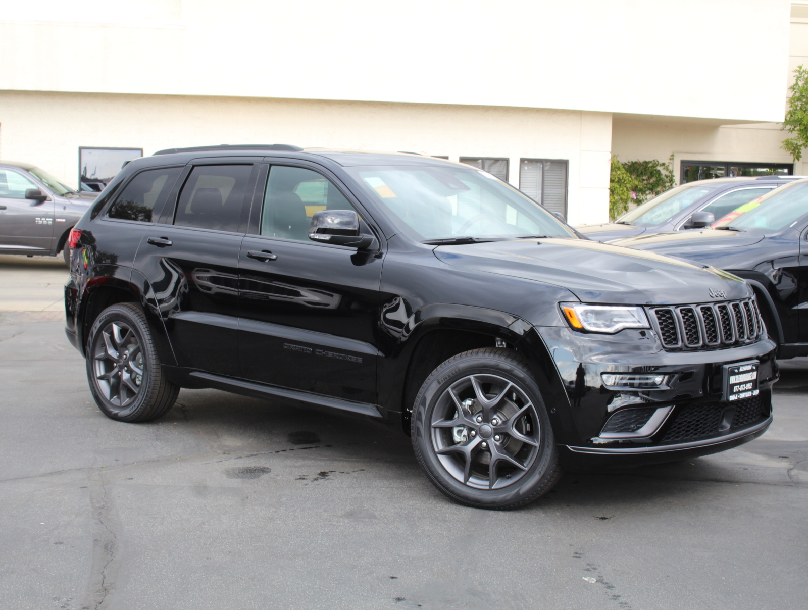 New 2020 JEEP Grand Cherokee Limited 4x2 Sport Utility in